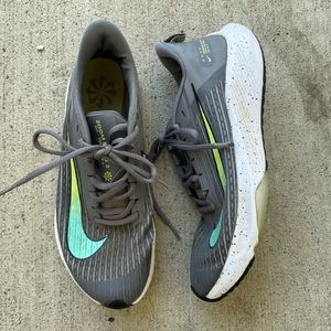 Nike Girls Air Zoom Speed 2 DC5148-002 Gray Running Shoes Sneakers Size 6Y